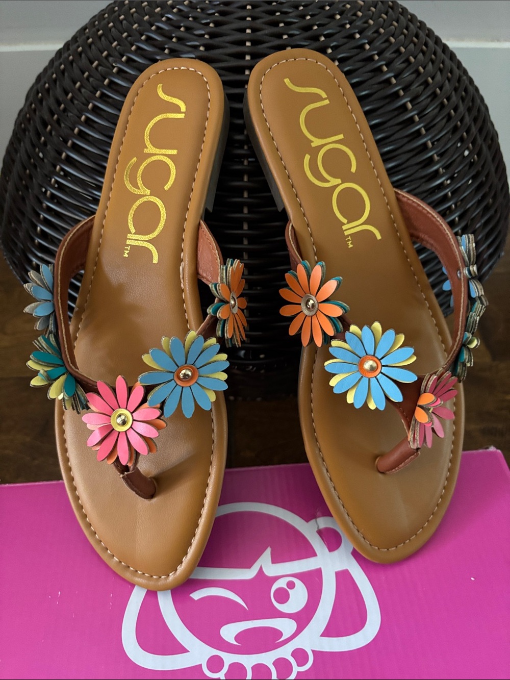 Sugar Multi-Color Floral Leather Thong Sandals Sz 9